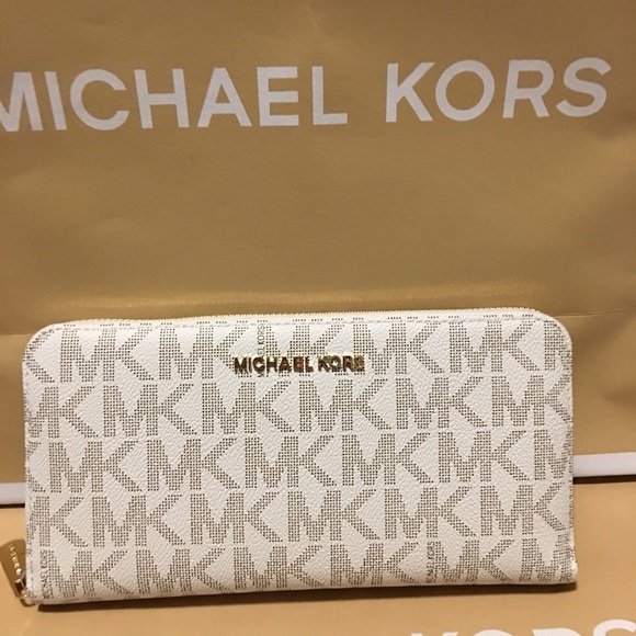 MK authentic - Picture 1 of 1